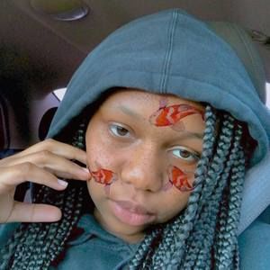 Meet your Posher, Jakeria